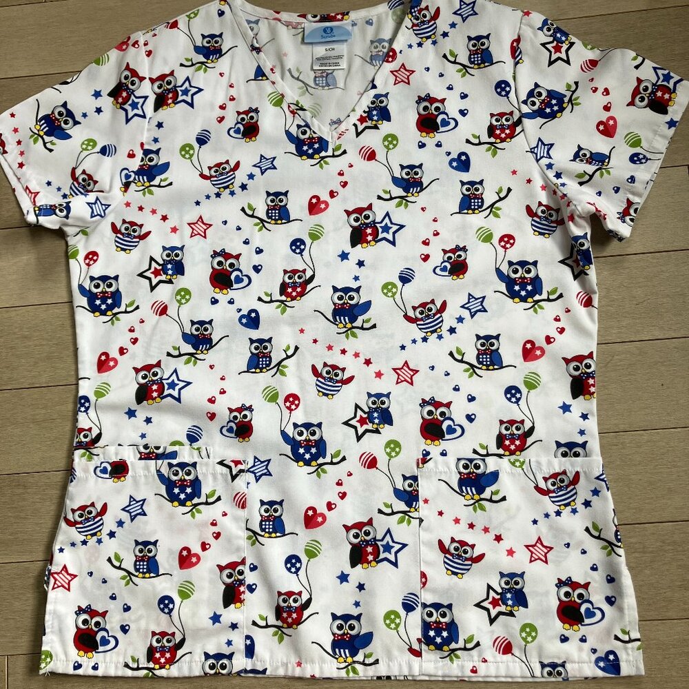 4th of July scrub top